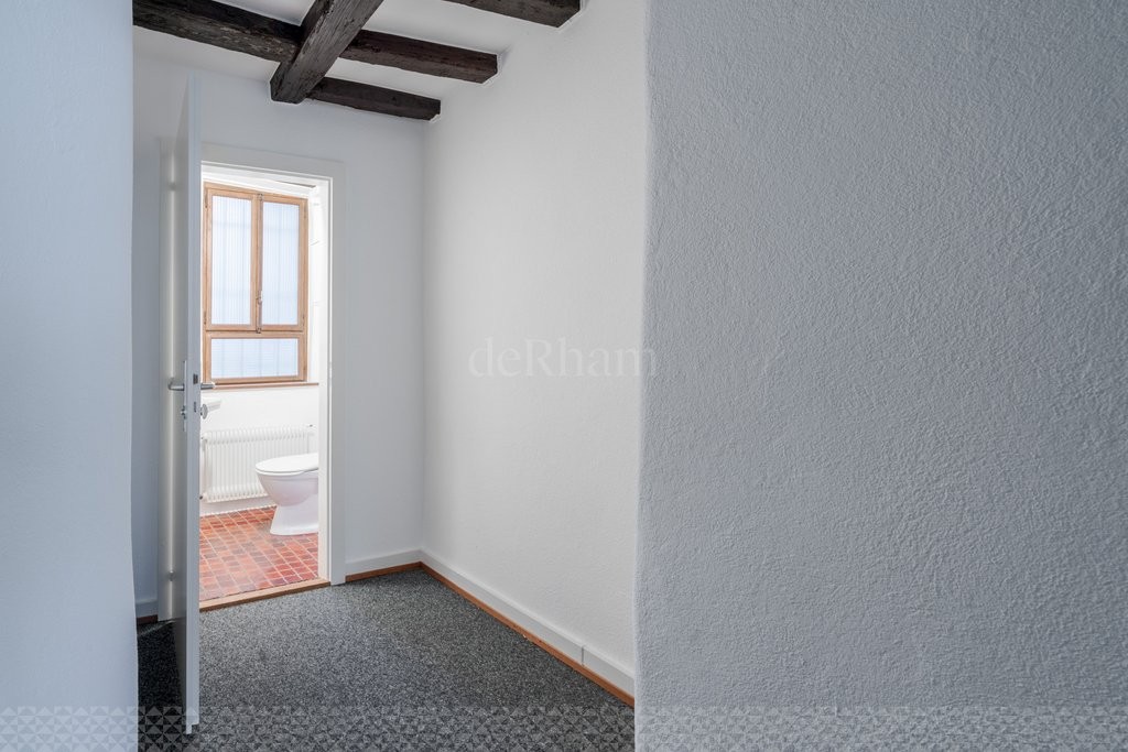 32m² office