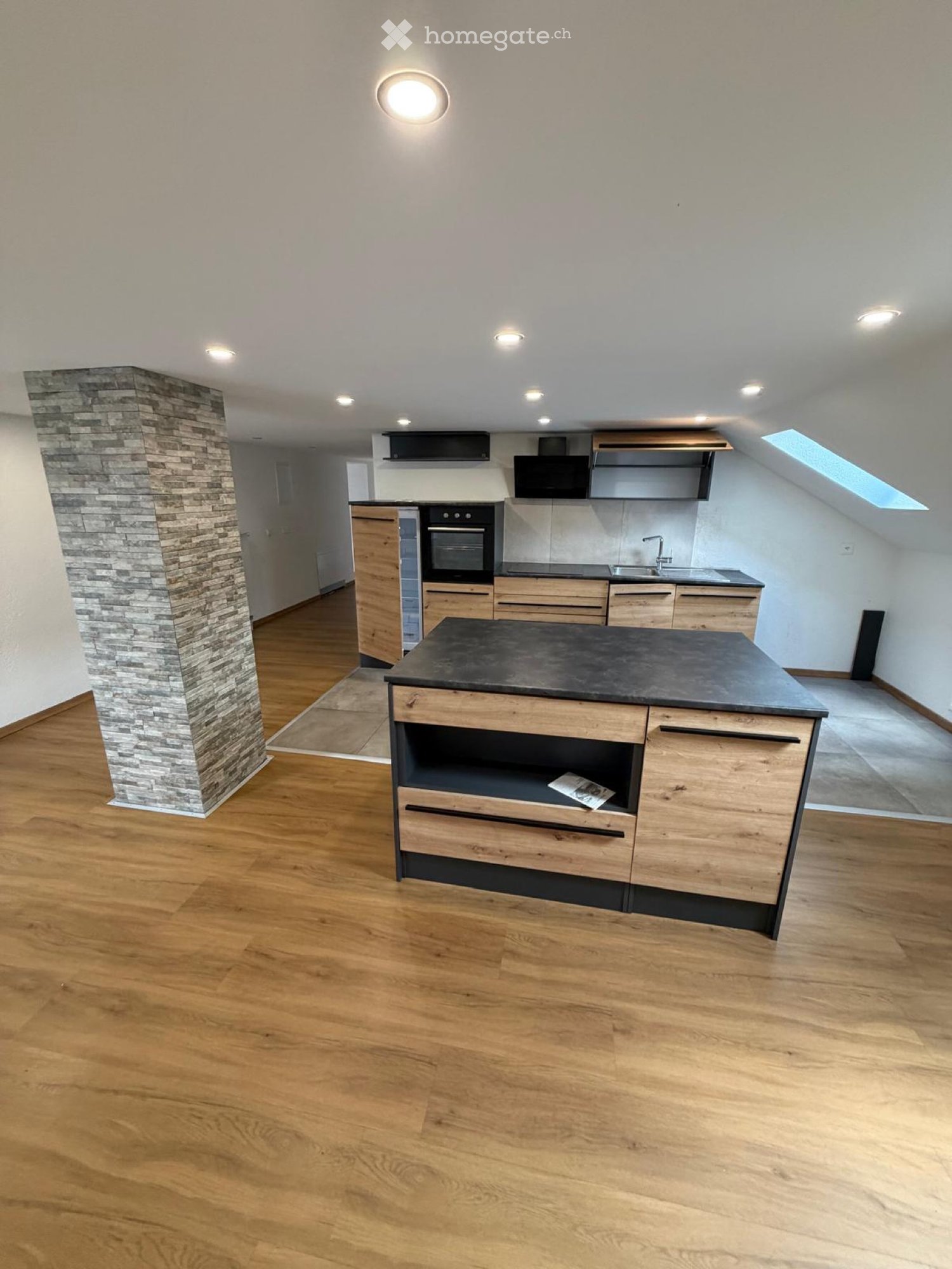 4 rooms apartment, photo 2 sur 5