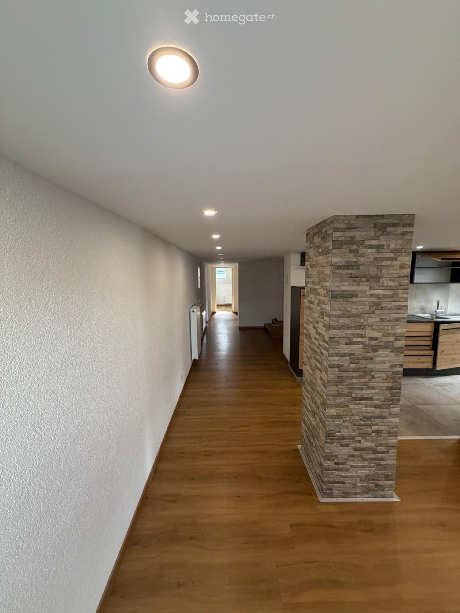 4 rooms apartment, photo 1 sur 5