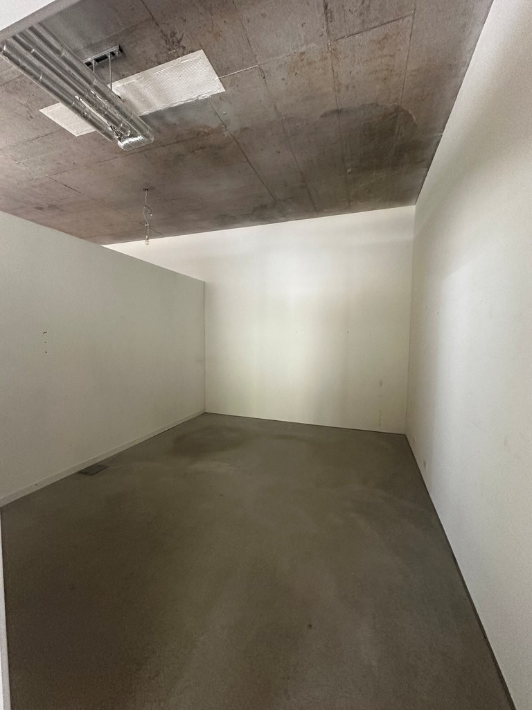 102m² commercial, photo 5 sur 9