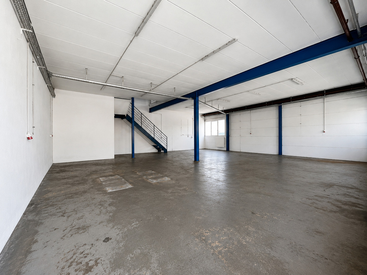 285m² atelier, photo 8 sur 8