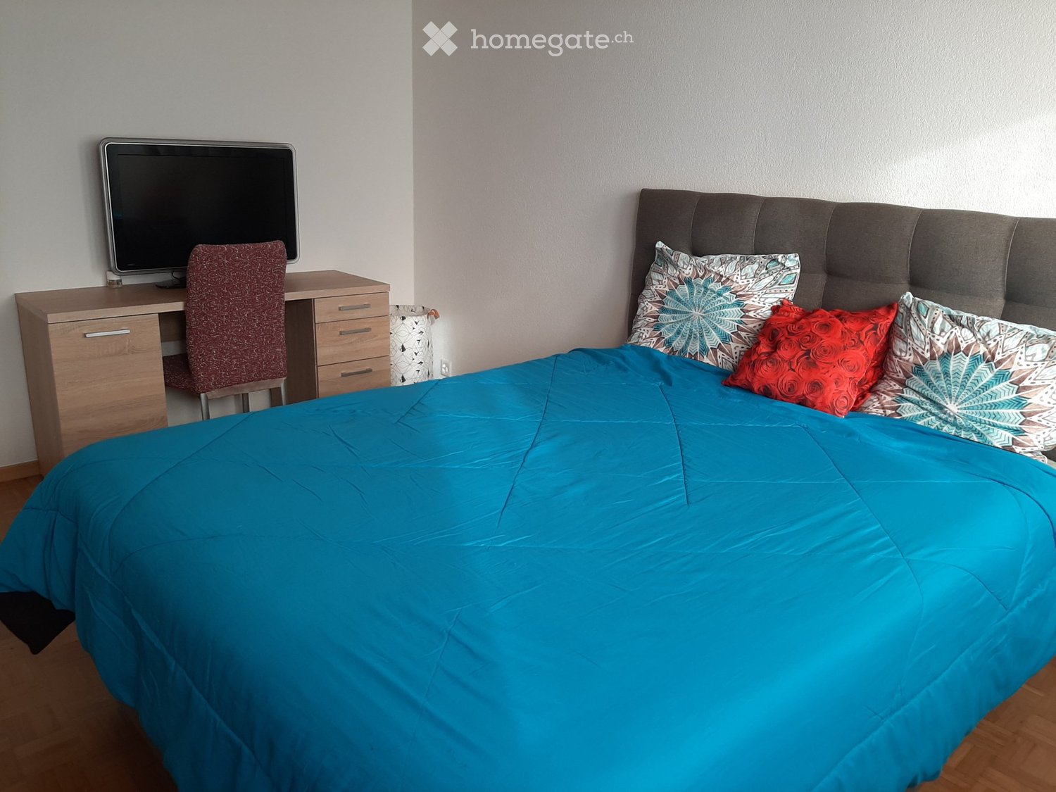2 room single room, photo 2 sur 4