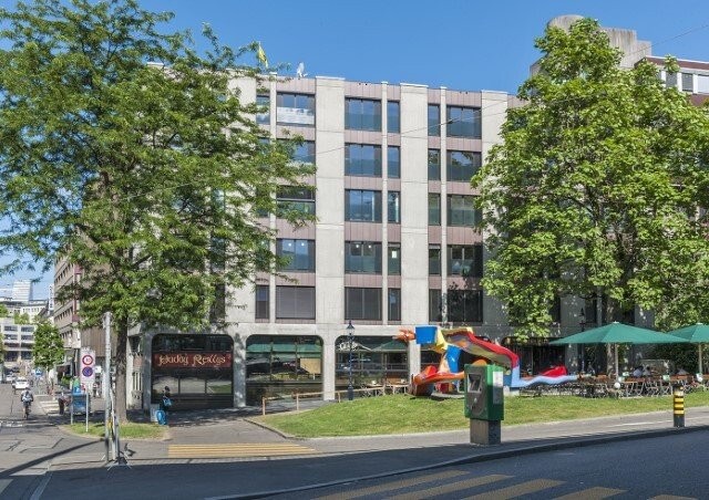75m² commercial, photo 1 sur 8