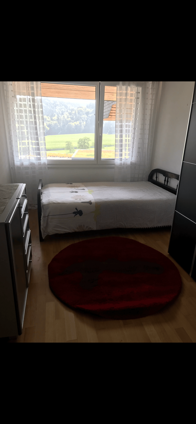 Chambre en colocation, photo 1 sur 4
