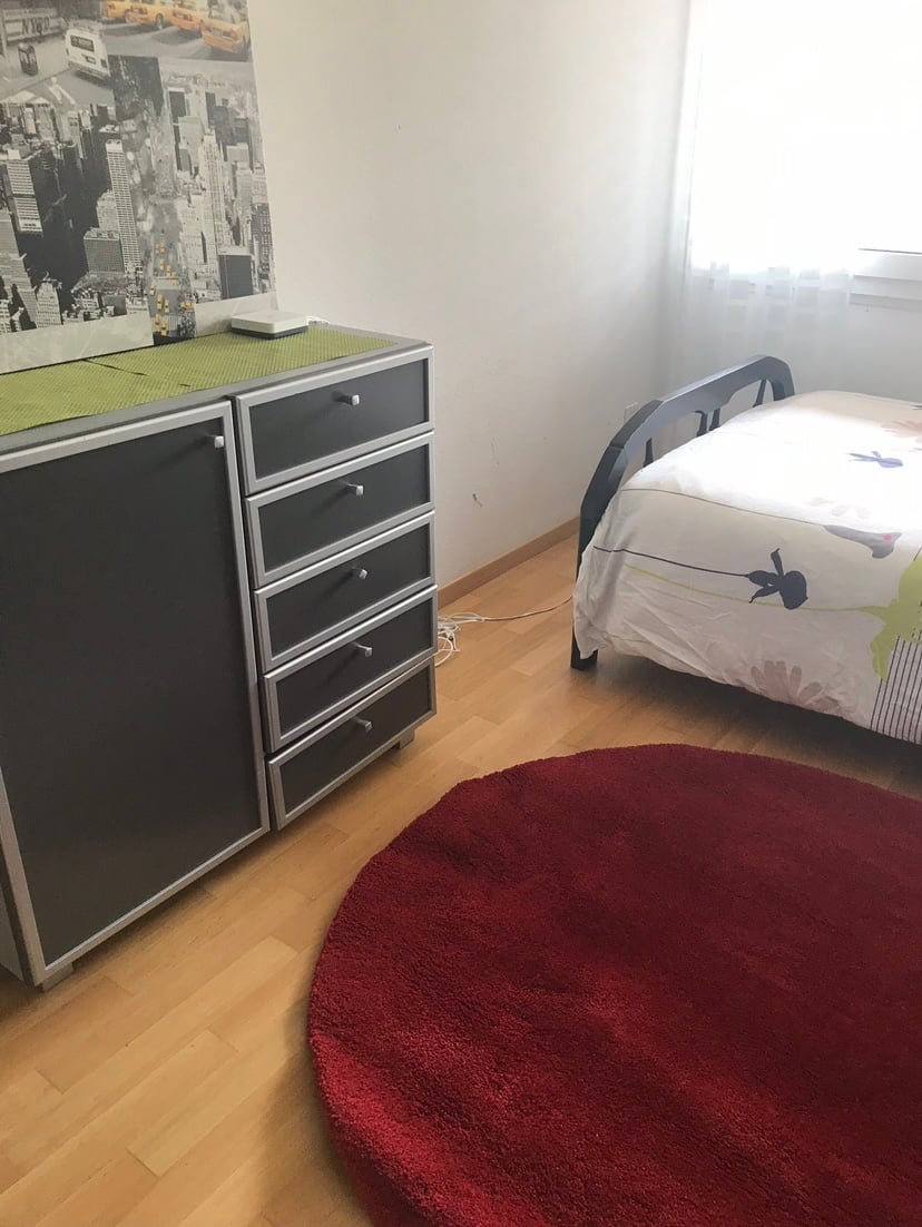 Chambre en colocation, photo 2 sur 4