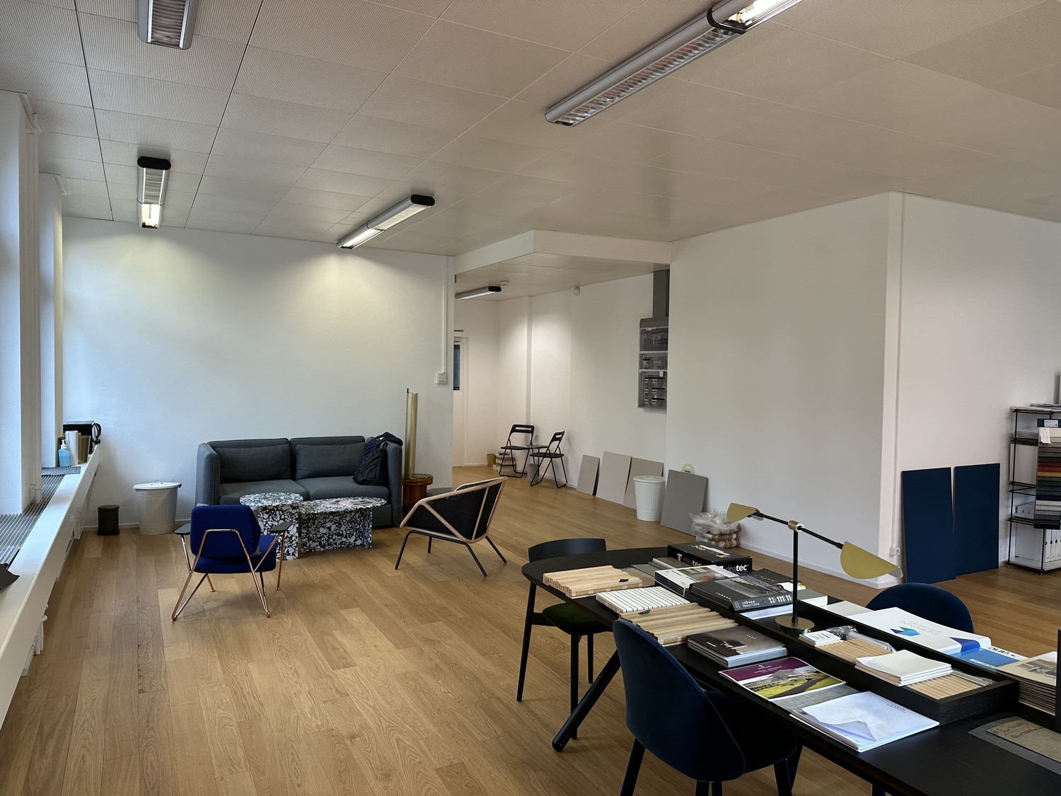 95m² office