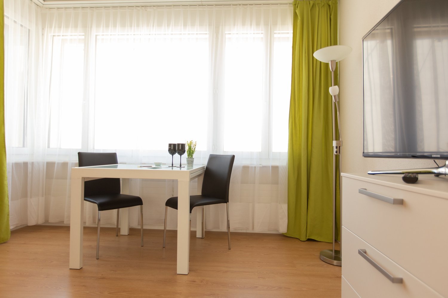 1 ½ pièces appartement meublé, photo 3 sur 8