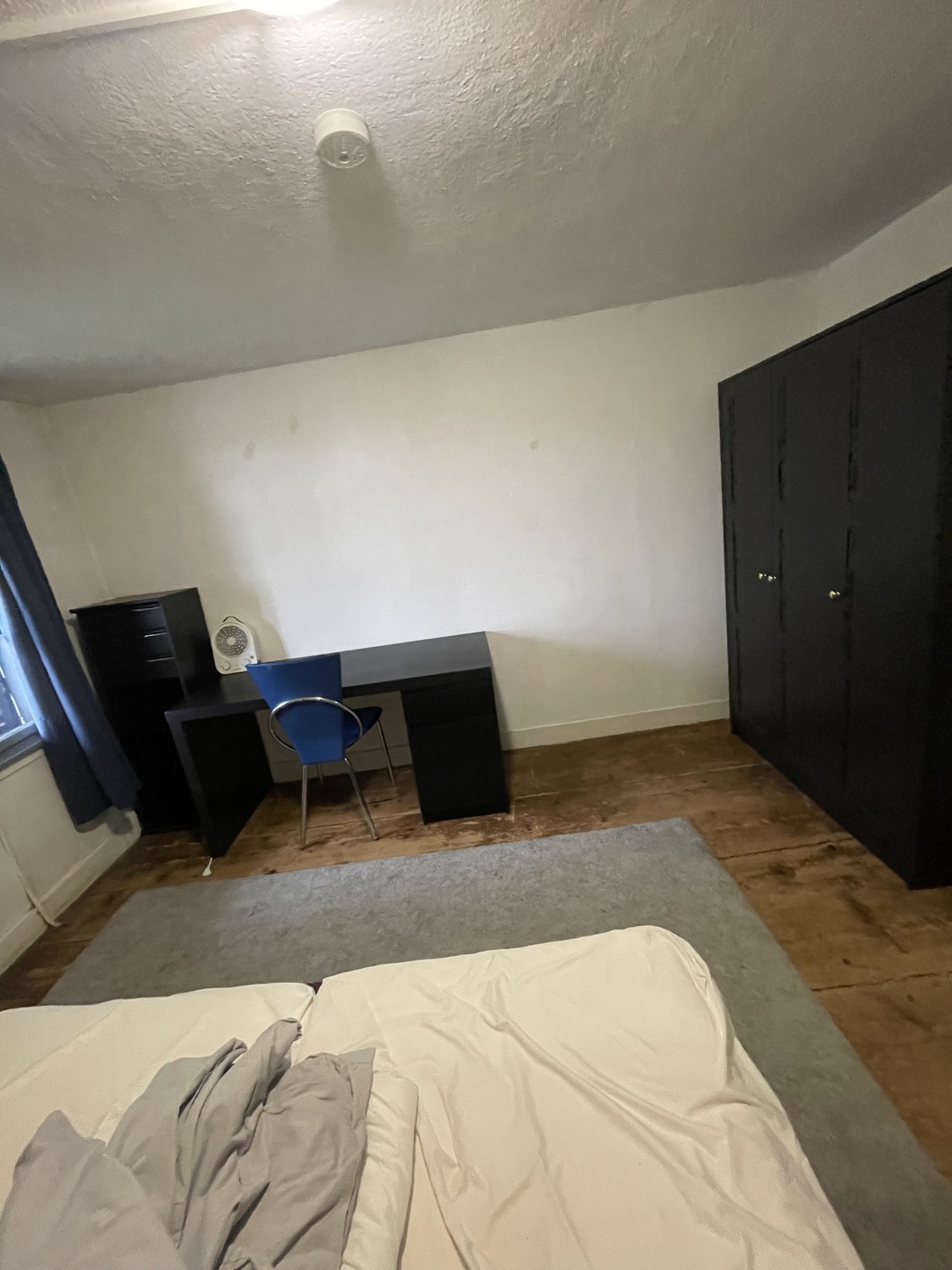 Chambre en colocation, photo 2 sur 5