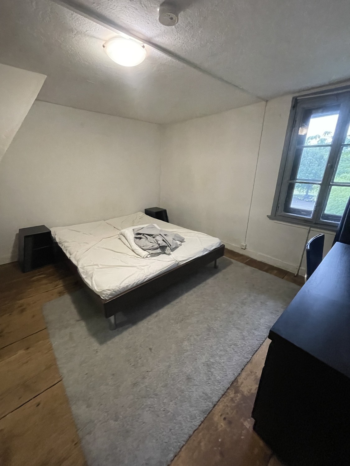 Chambre en colocation, photo 1 sur 5
