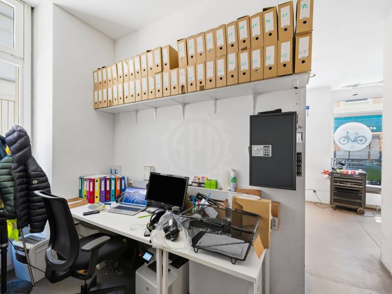 196m² arcade, photo 8 sur 10