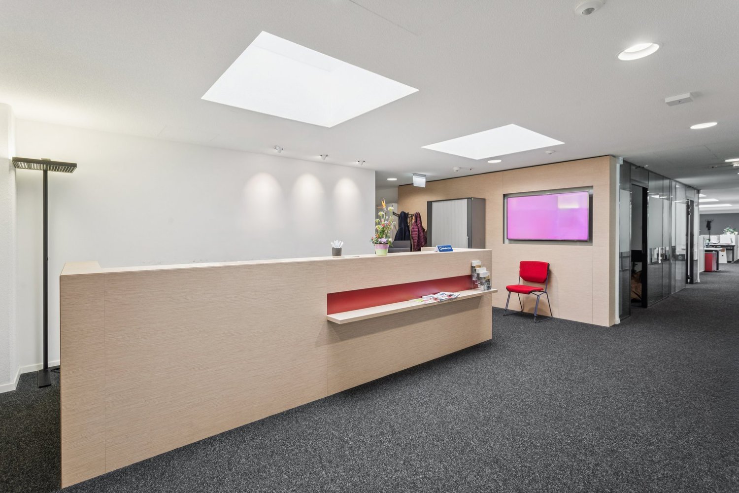 771m² de bureaux