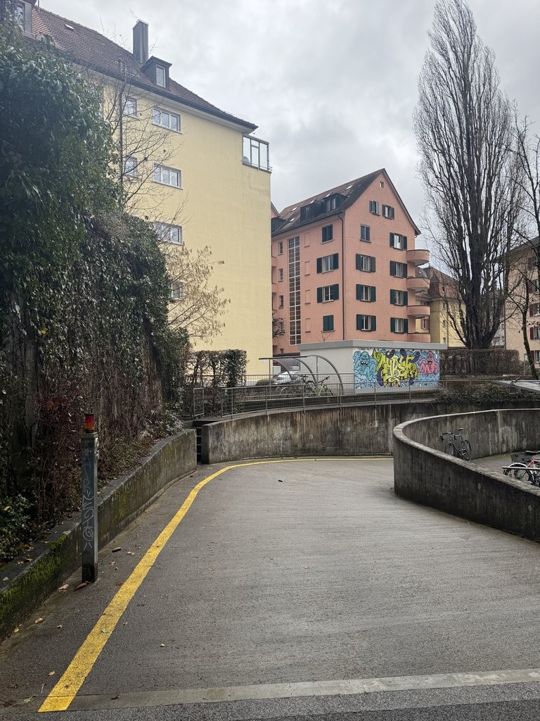 Place souterraine, photo 1 sur 5