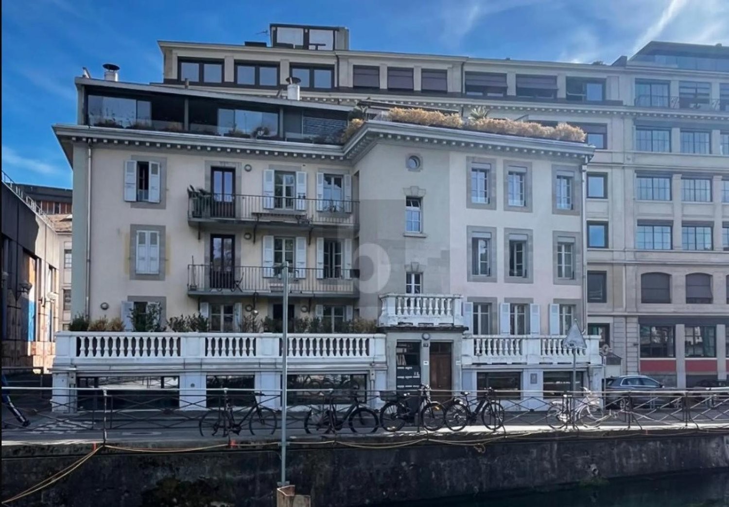 84m² office, photo 2 sur 4