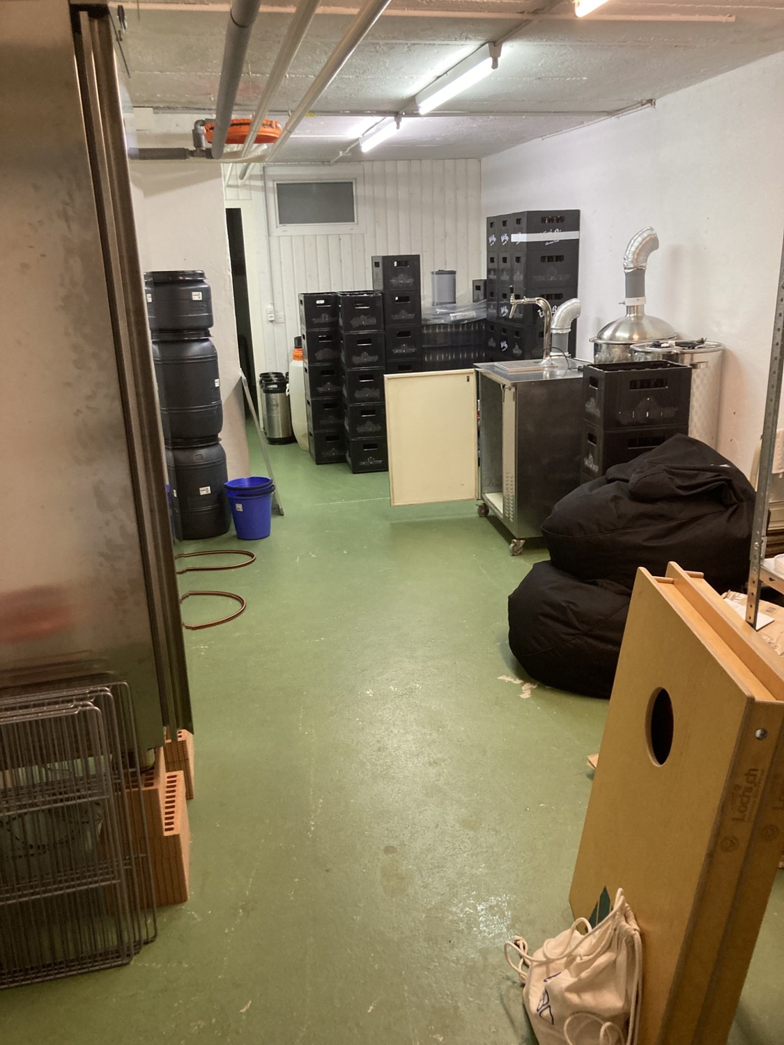 54m² commercial, photo 2 sur 3