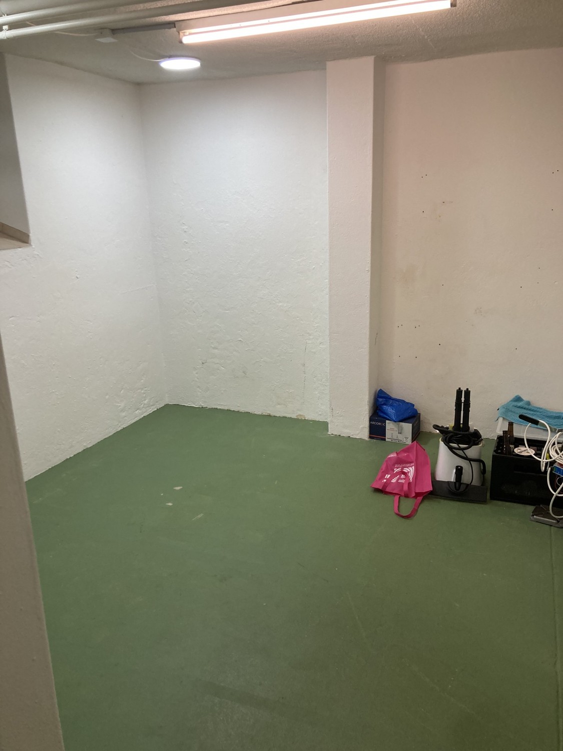 54m² commercial, photo 3 sur 3