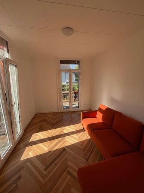 2 room single room, photo 2 sur 2