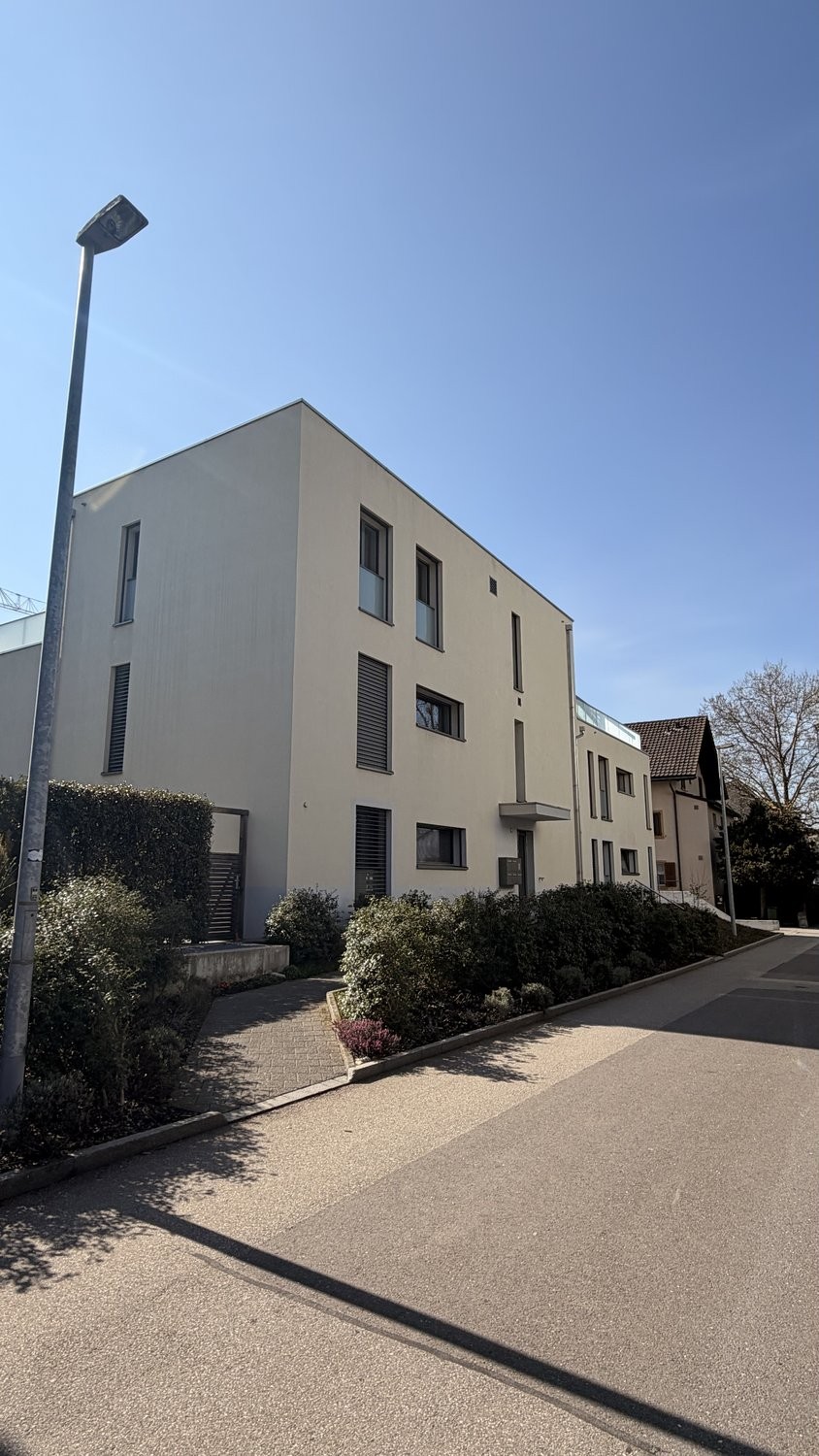 Appartement d'attique de 3 ½ pièces