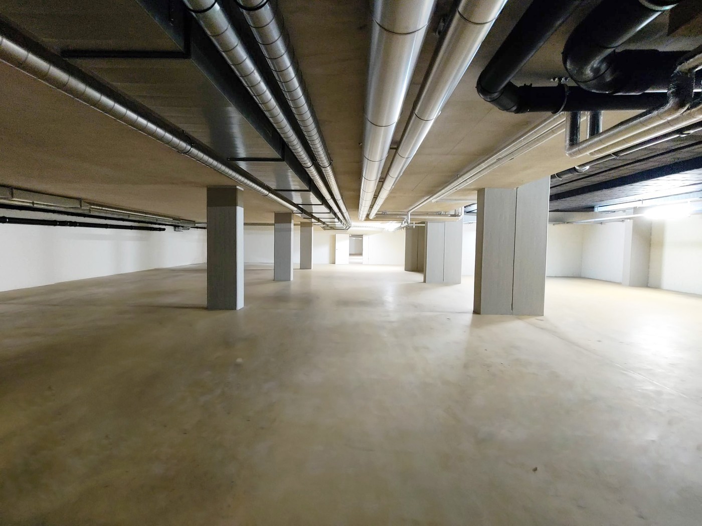 Compartiment de cave de 585-585m²