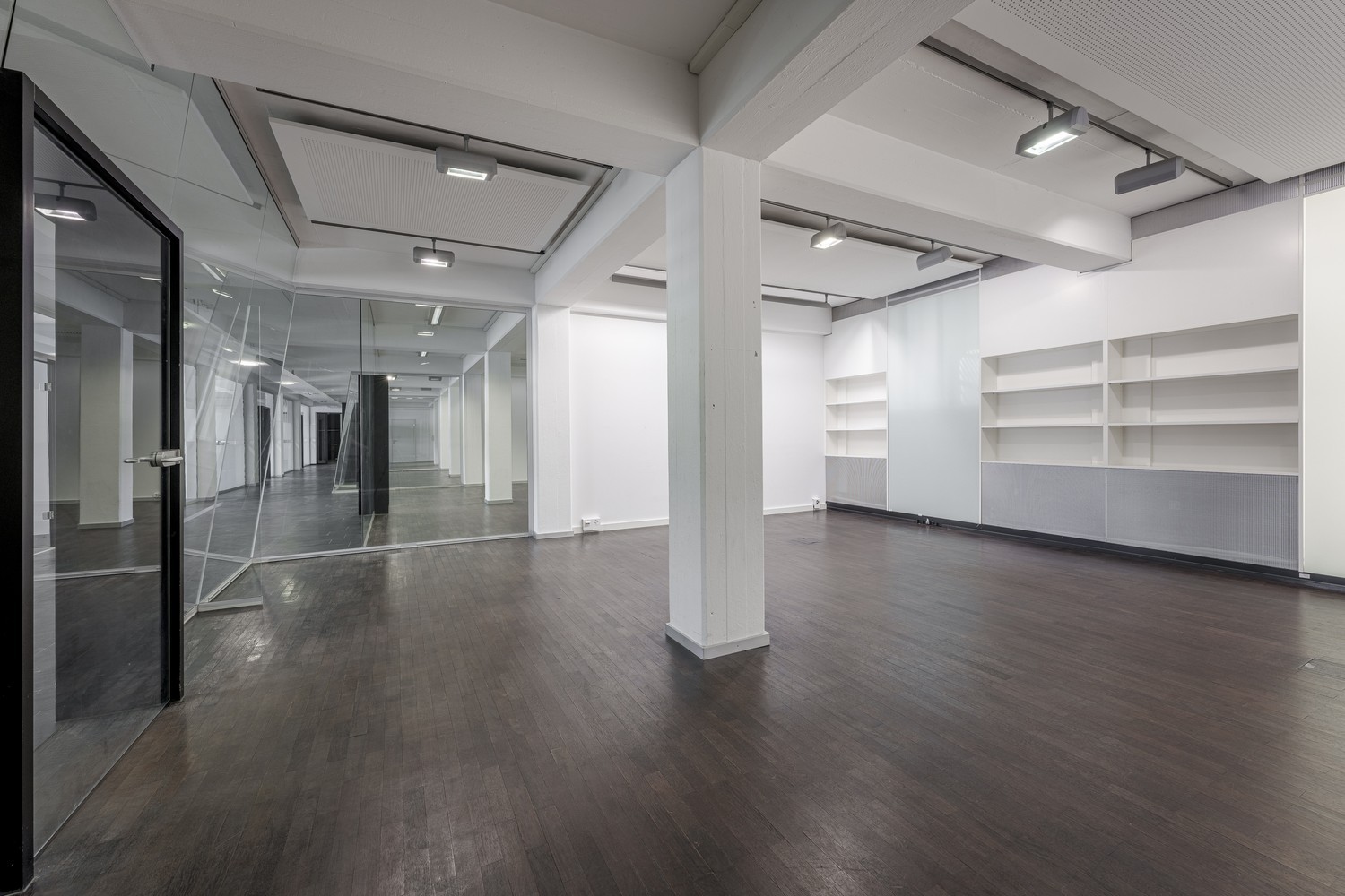 863m² commercial