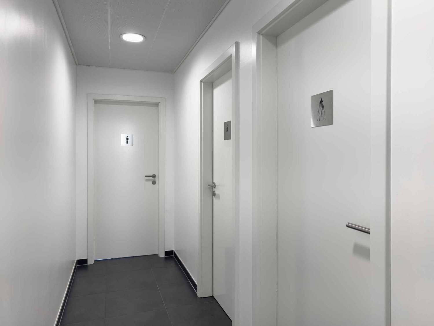 150m² office