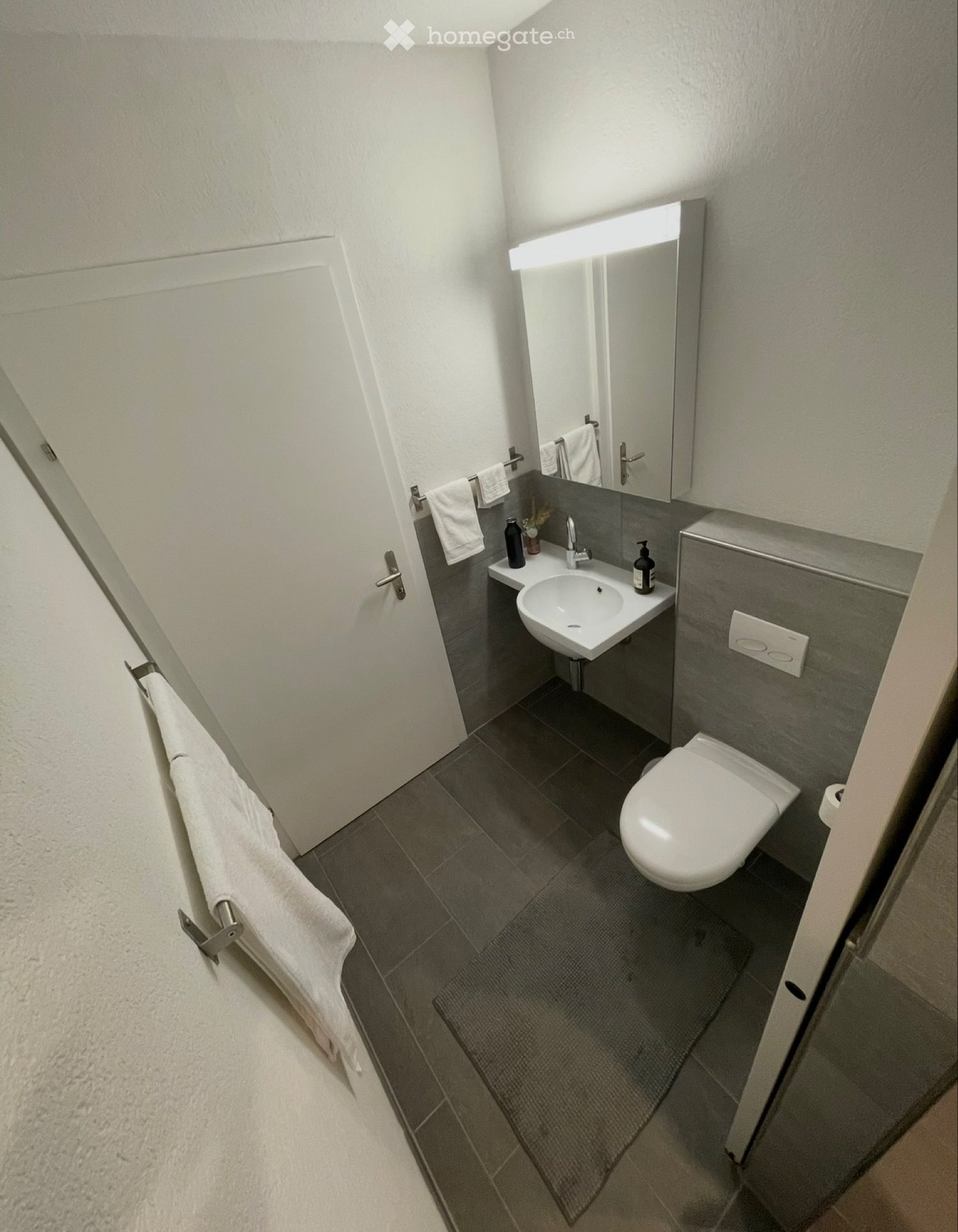 1 room single room