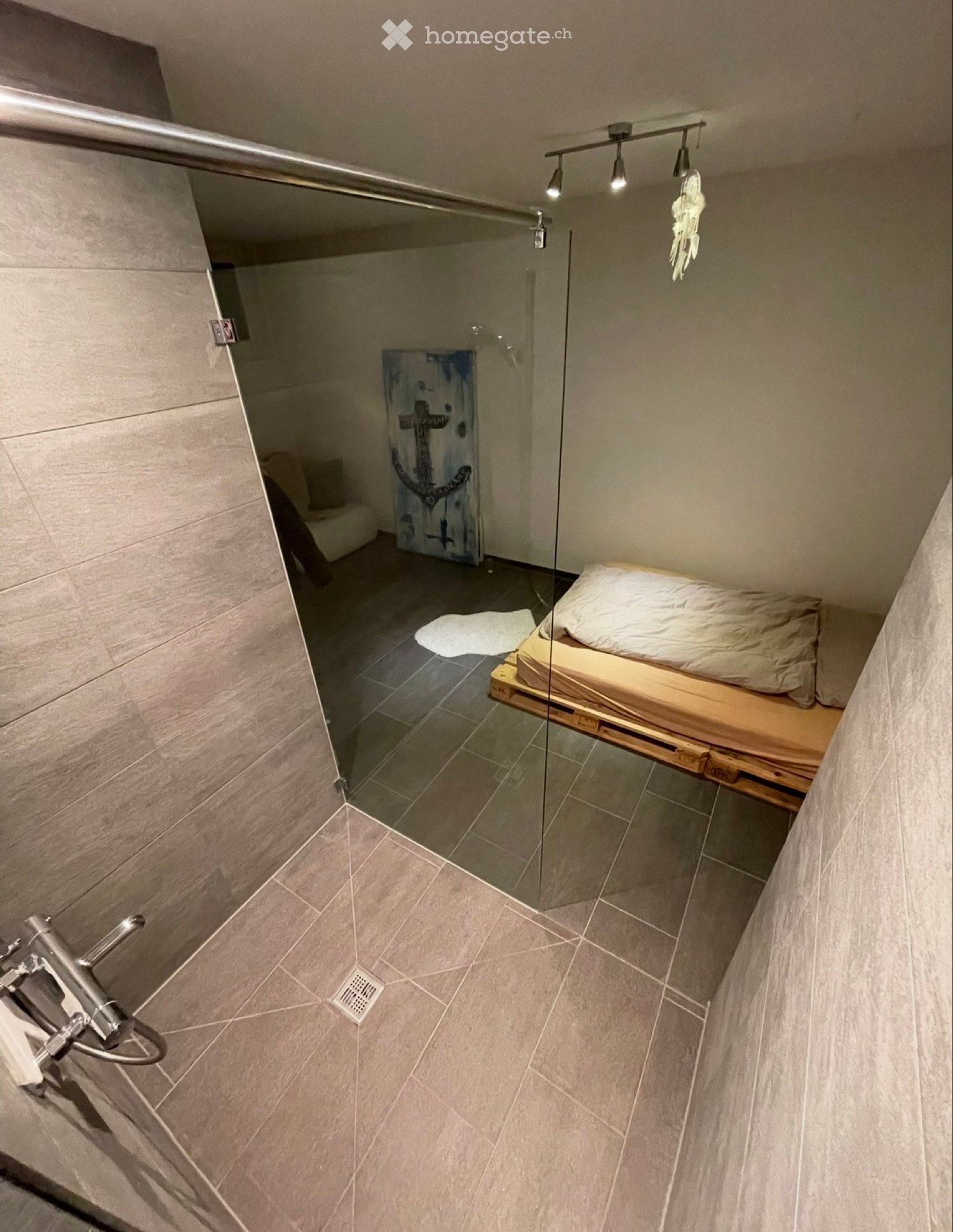 1 room single room