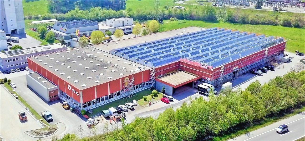 655m² storage room
