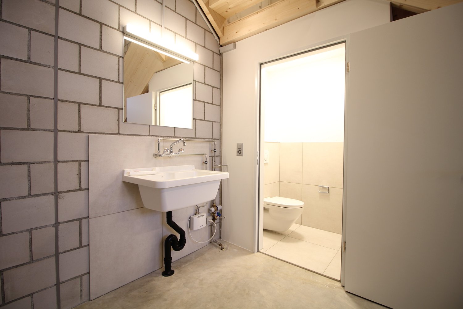 110m² commercial, photo 6 sur 10