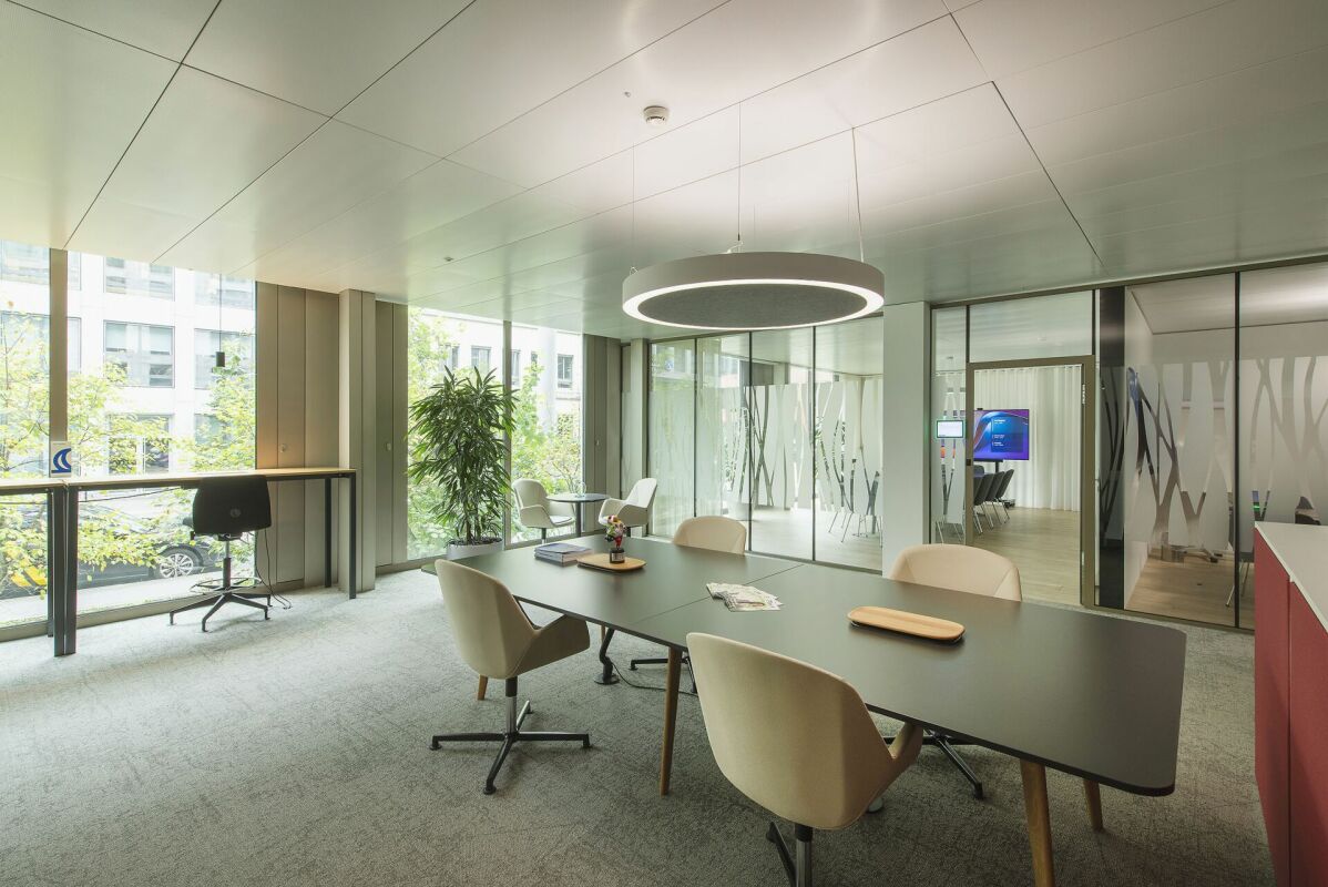858m² de bureaux