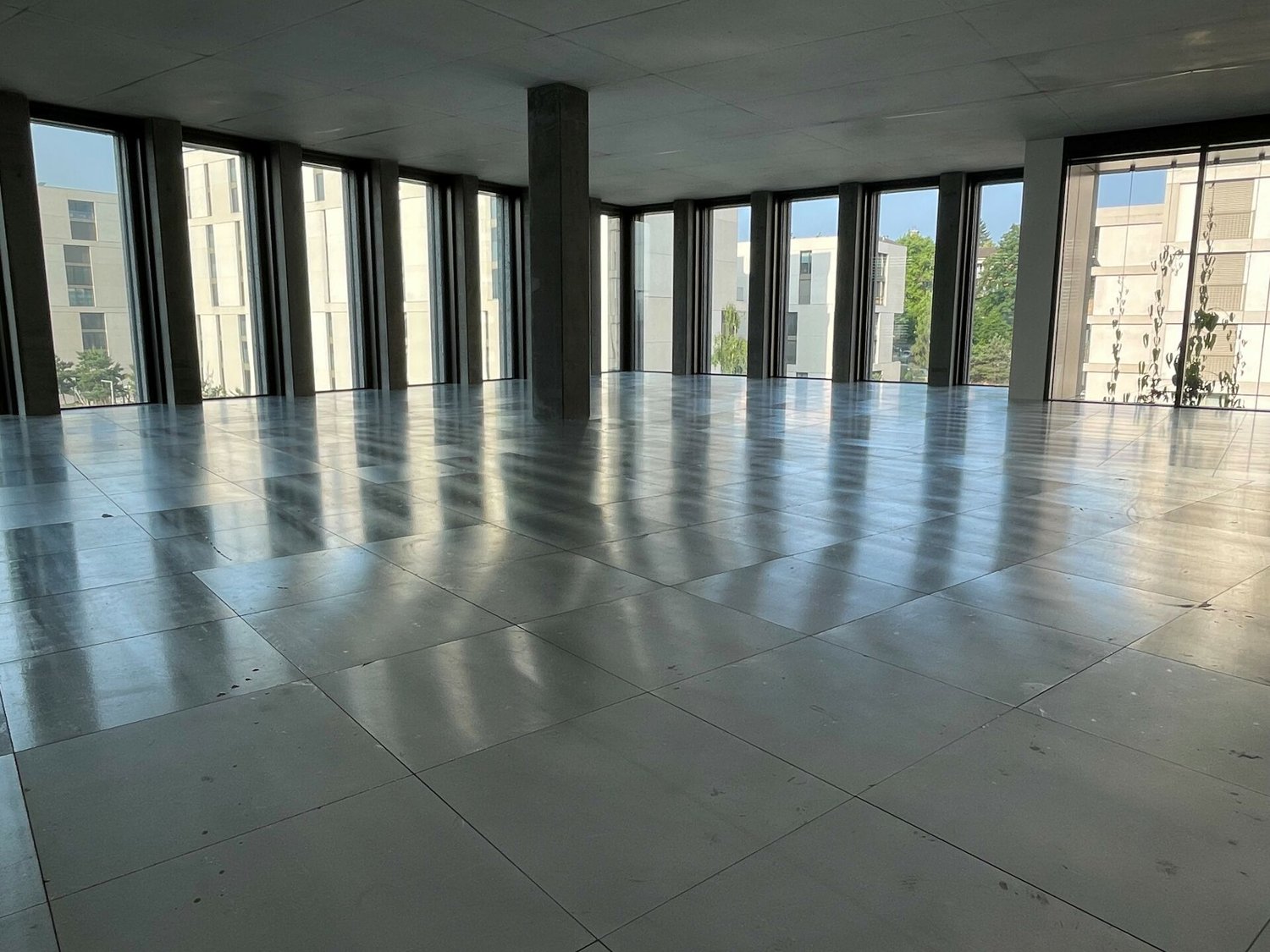 345m² commercial, photo 4 sur 5