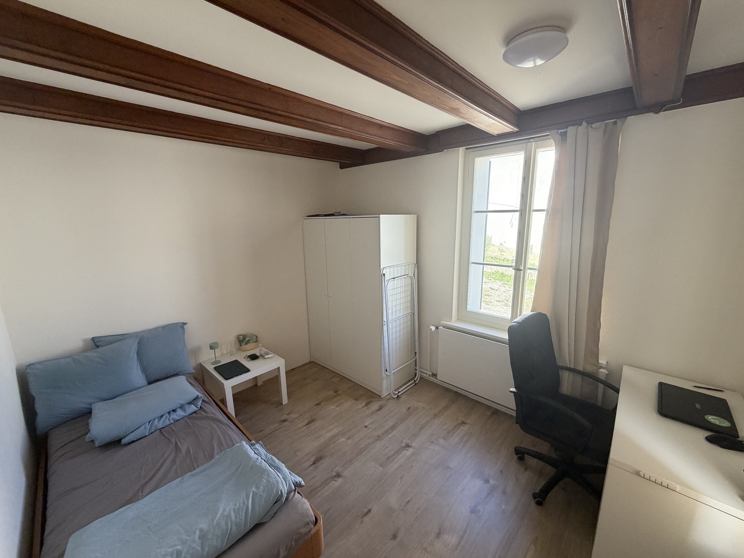Chambre en colocation, photo 2 sur 3