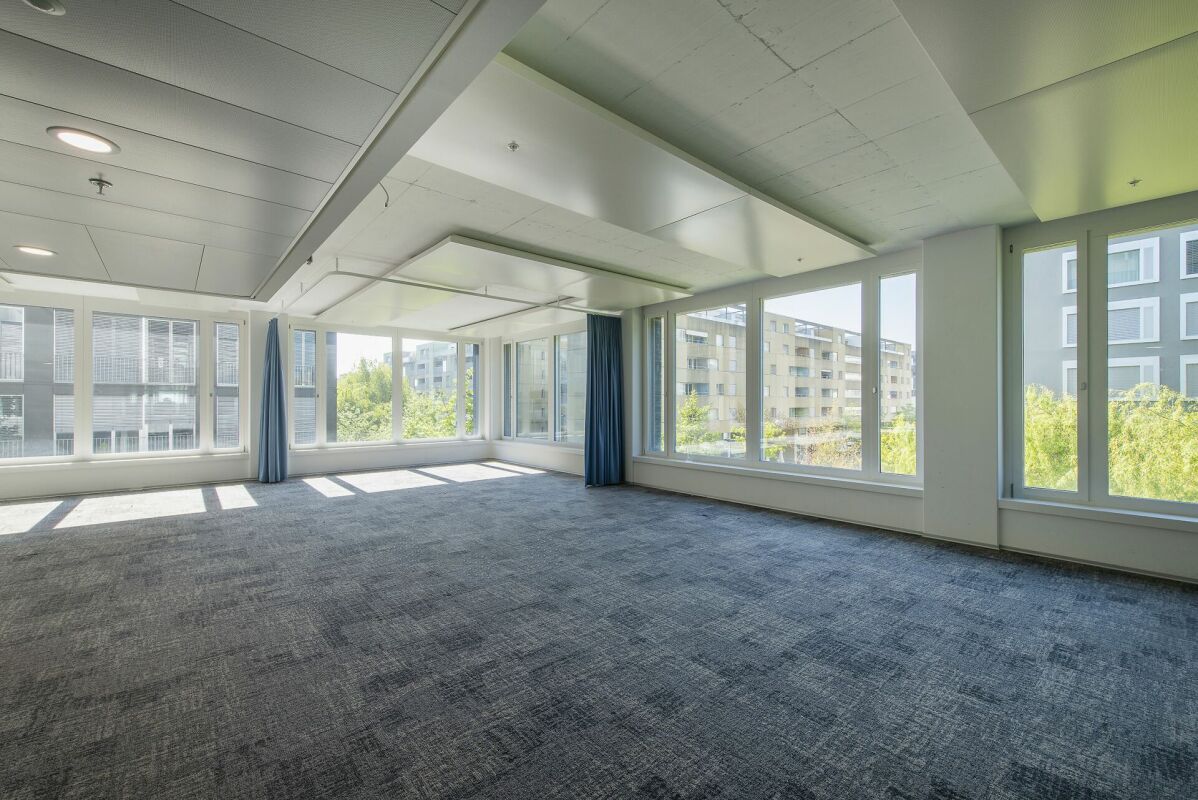 2200m² de bureaux