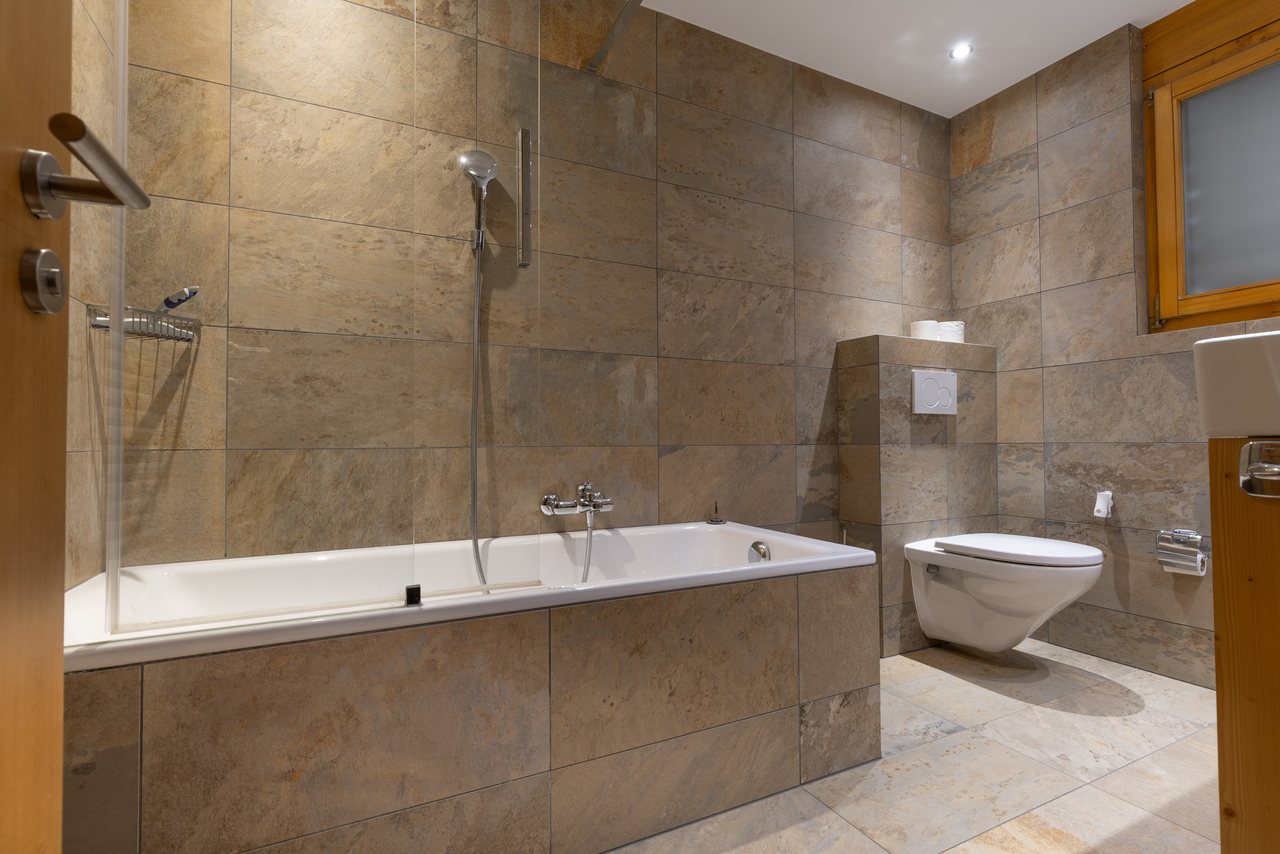 6 pièces appartement, photo 9 sur 10