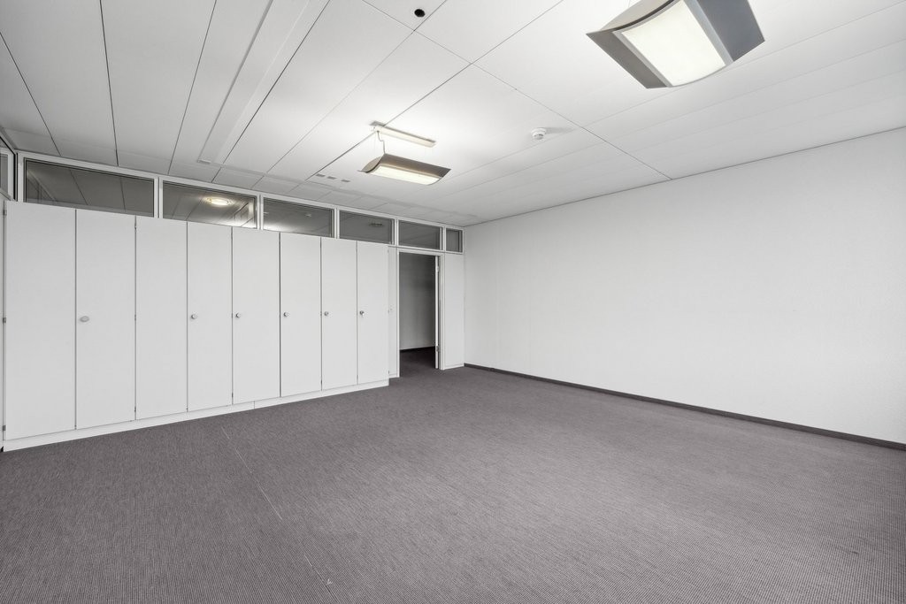 581m² commercial, photo 9 sur 10