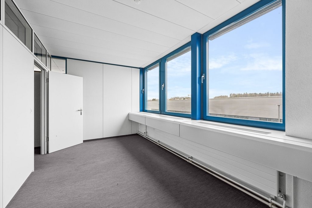 581m² commercial, photo 8 sur 10