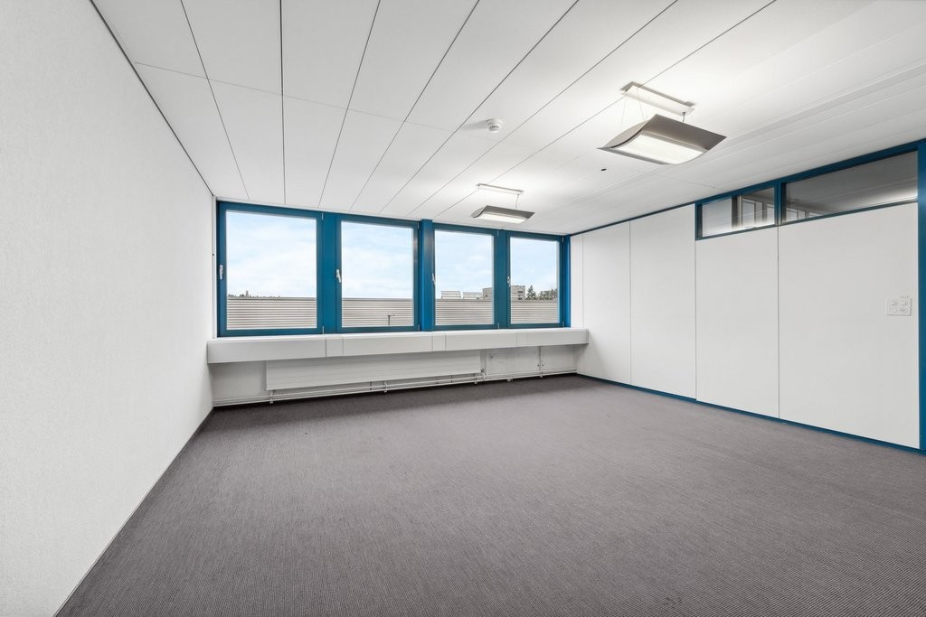 581m² commercial, photo 4 sur 10