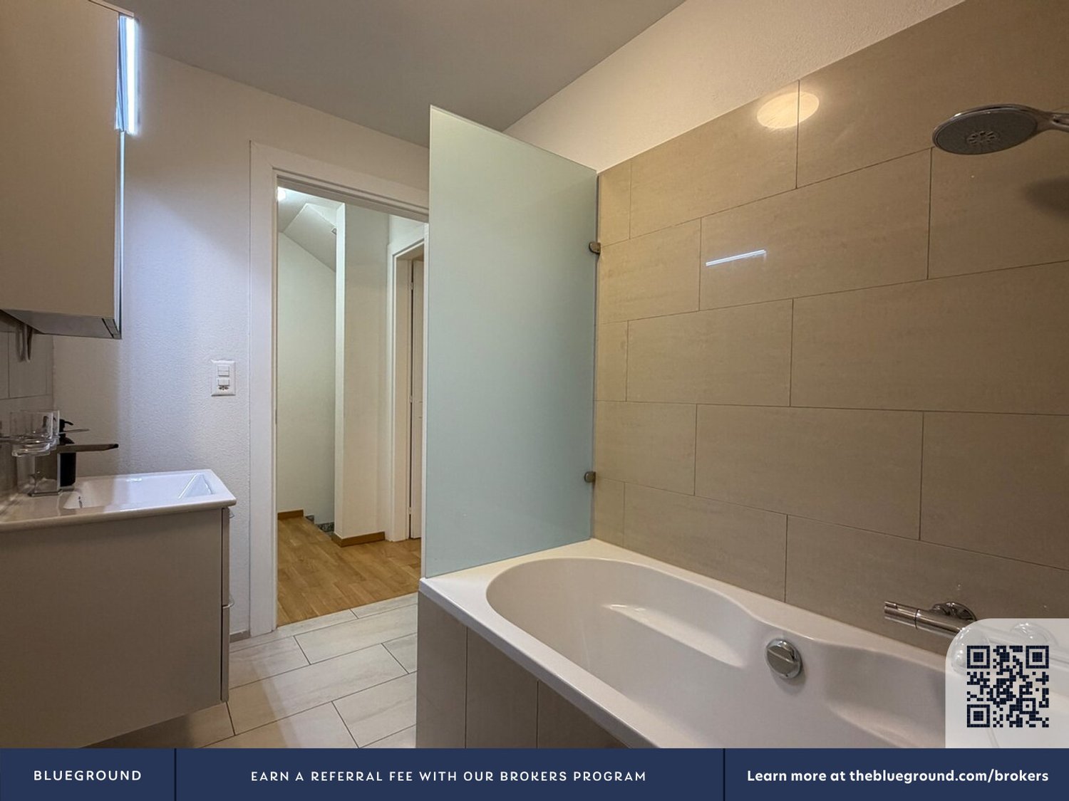 4 rooms furnished flat, photo 8 sur 10