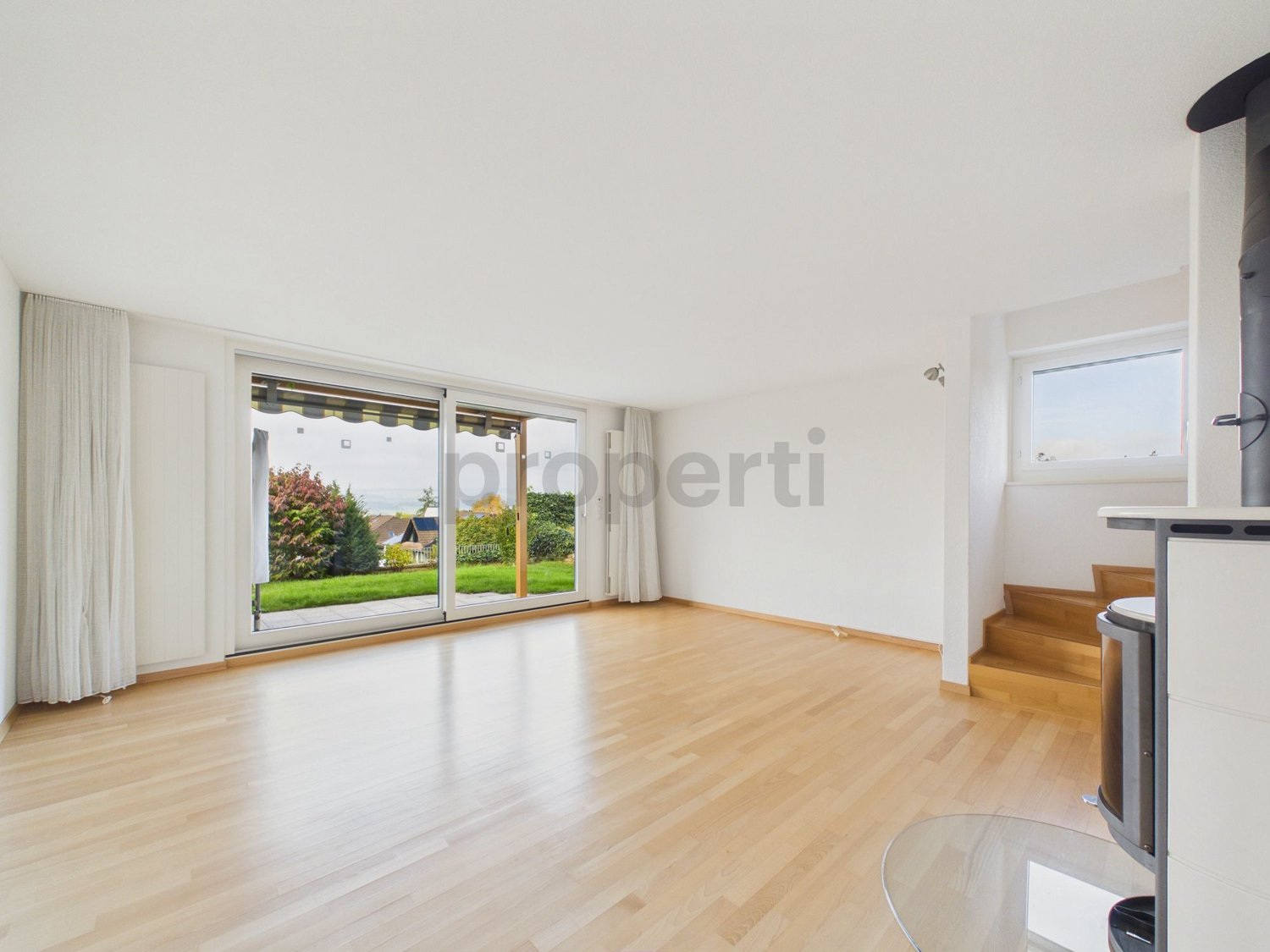 Maison de ville de 7 pièces, photo 3 sur 8