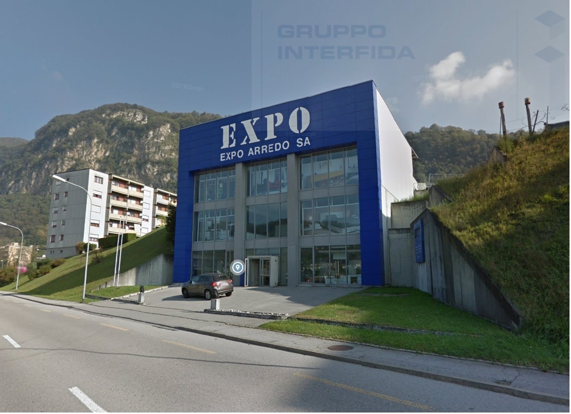 140m² office