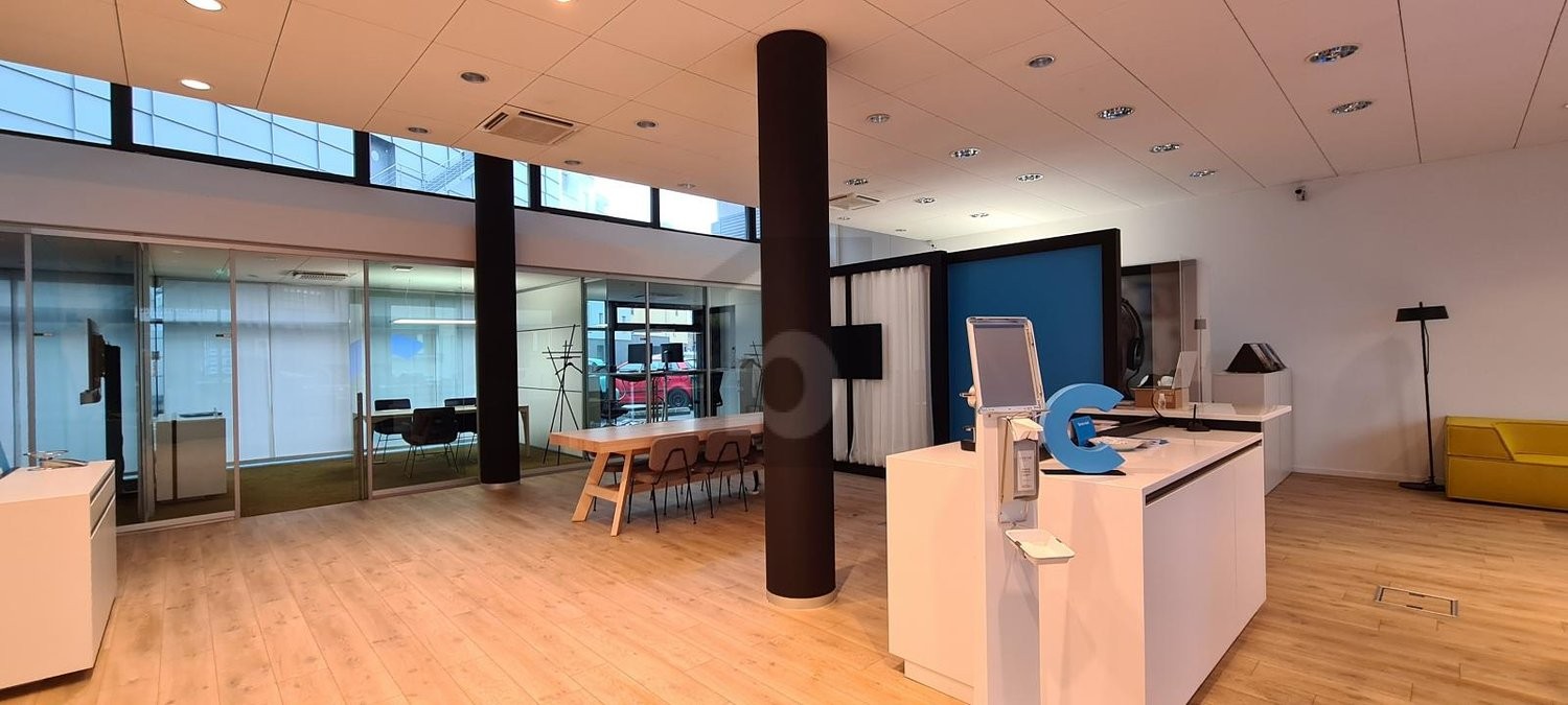 197m² office