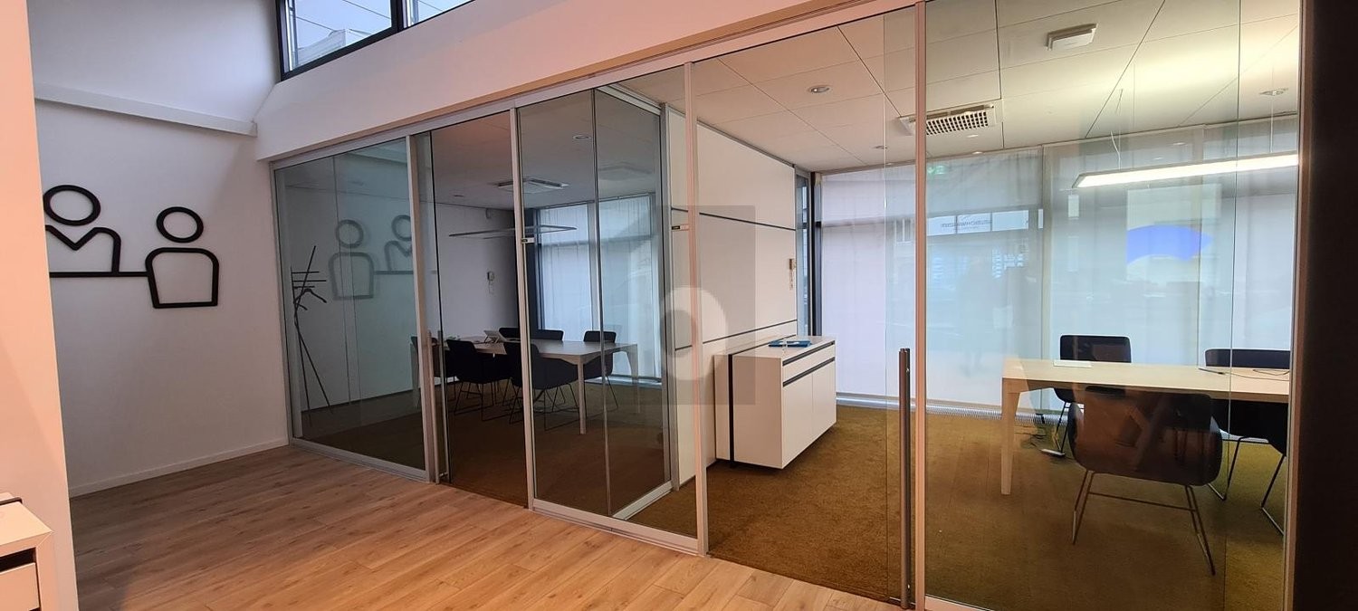 197m² office