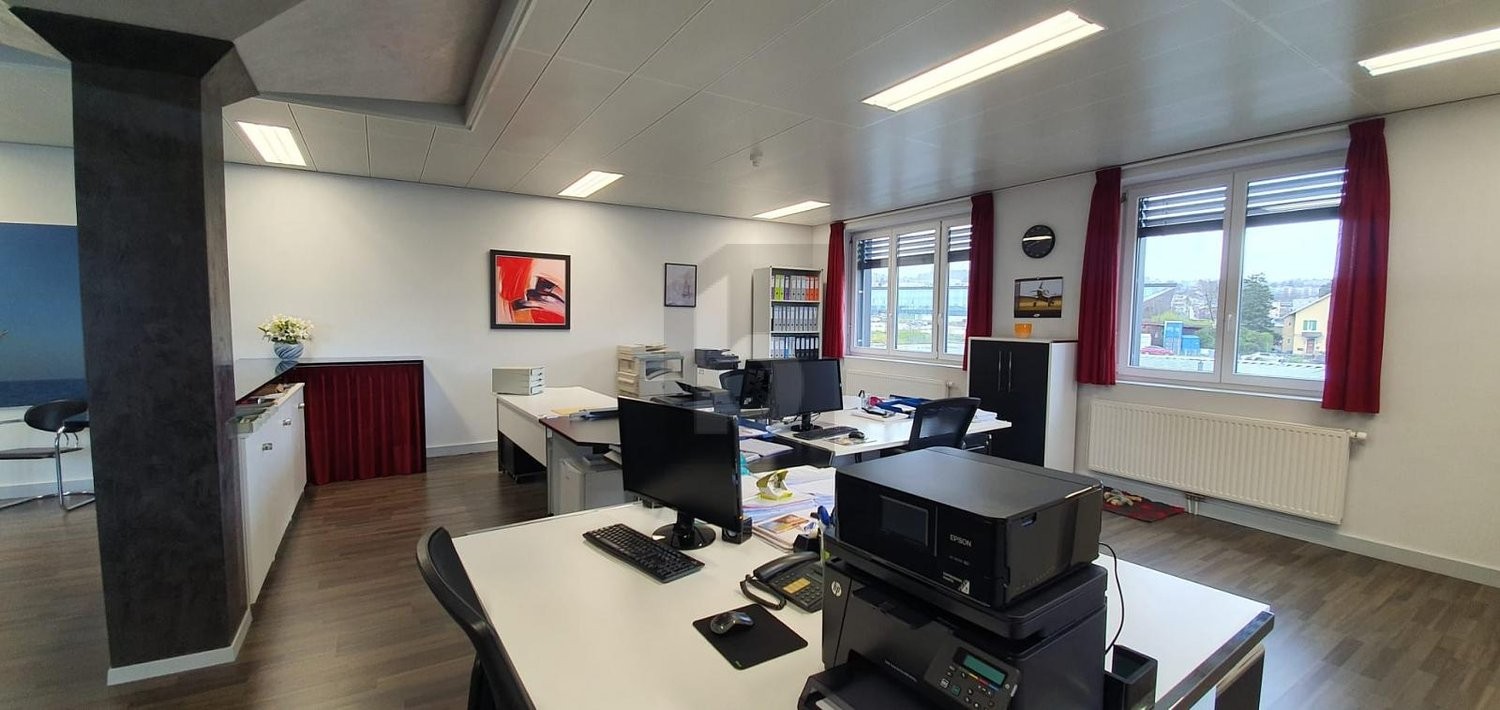 65m² office, photo 1 sur 4