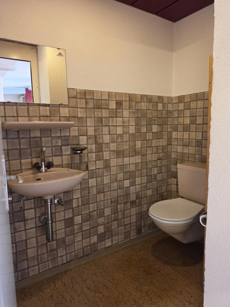 Commerce de 156m², photo 8 sur 9