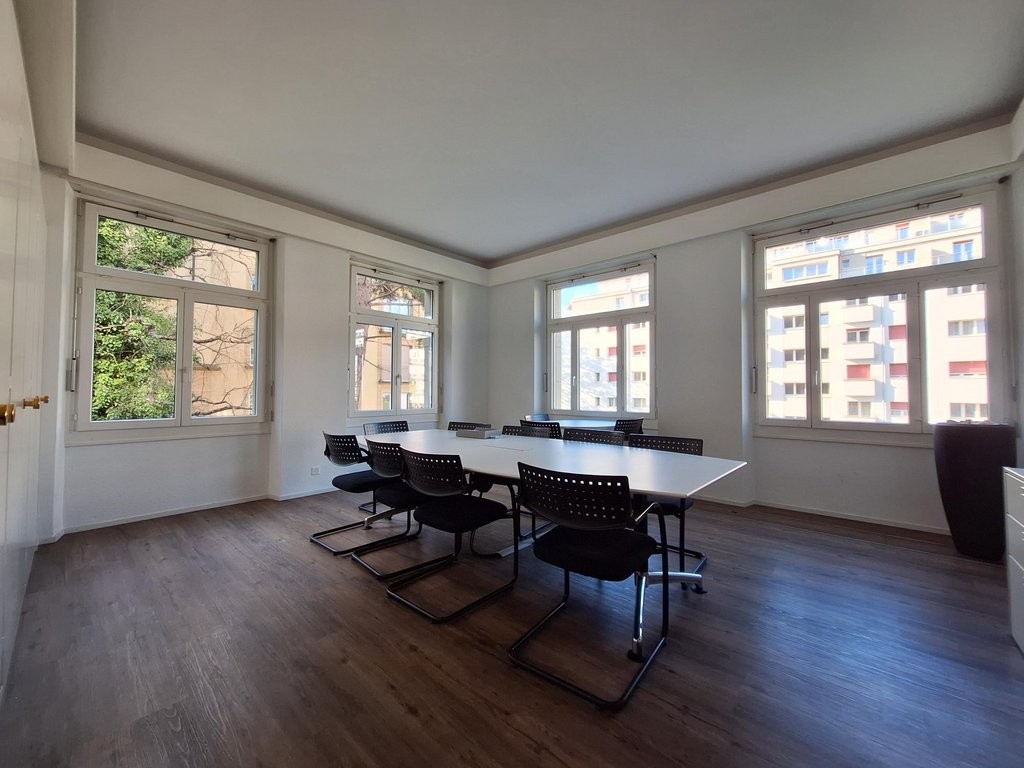 195m² office, photo 3 sur 9