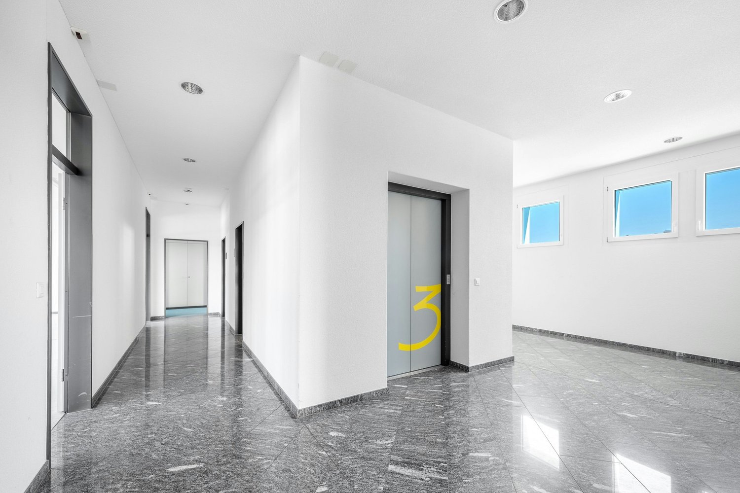 Objet industriel de 1300m²