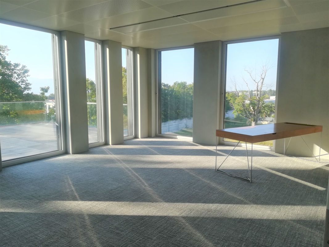 450m² office, photo 7 sur 10