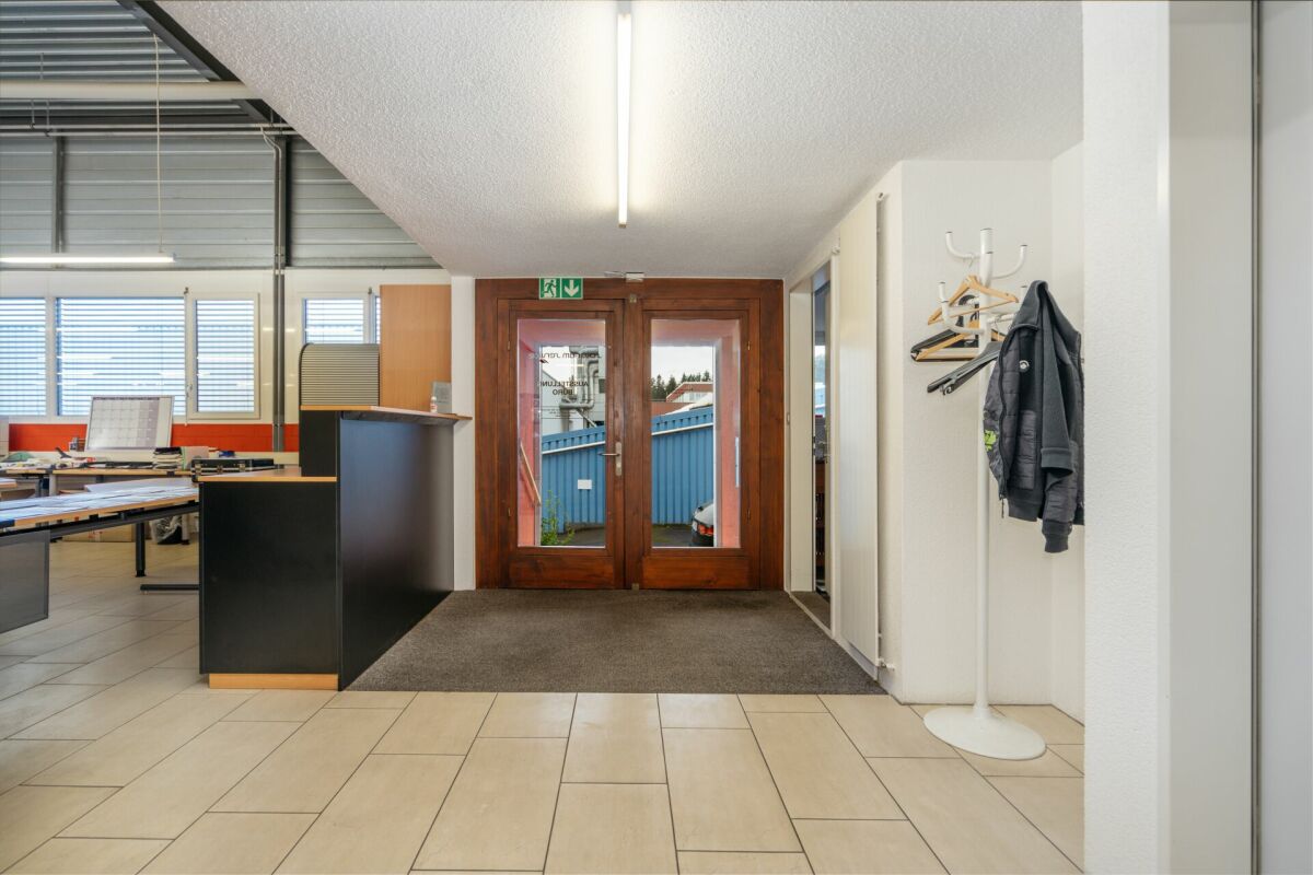 Usine de 915m²