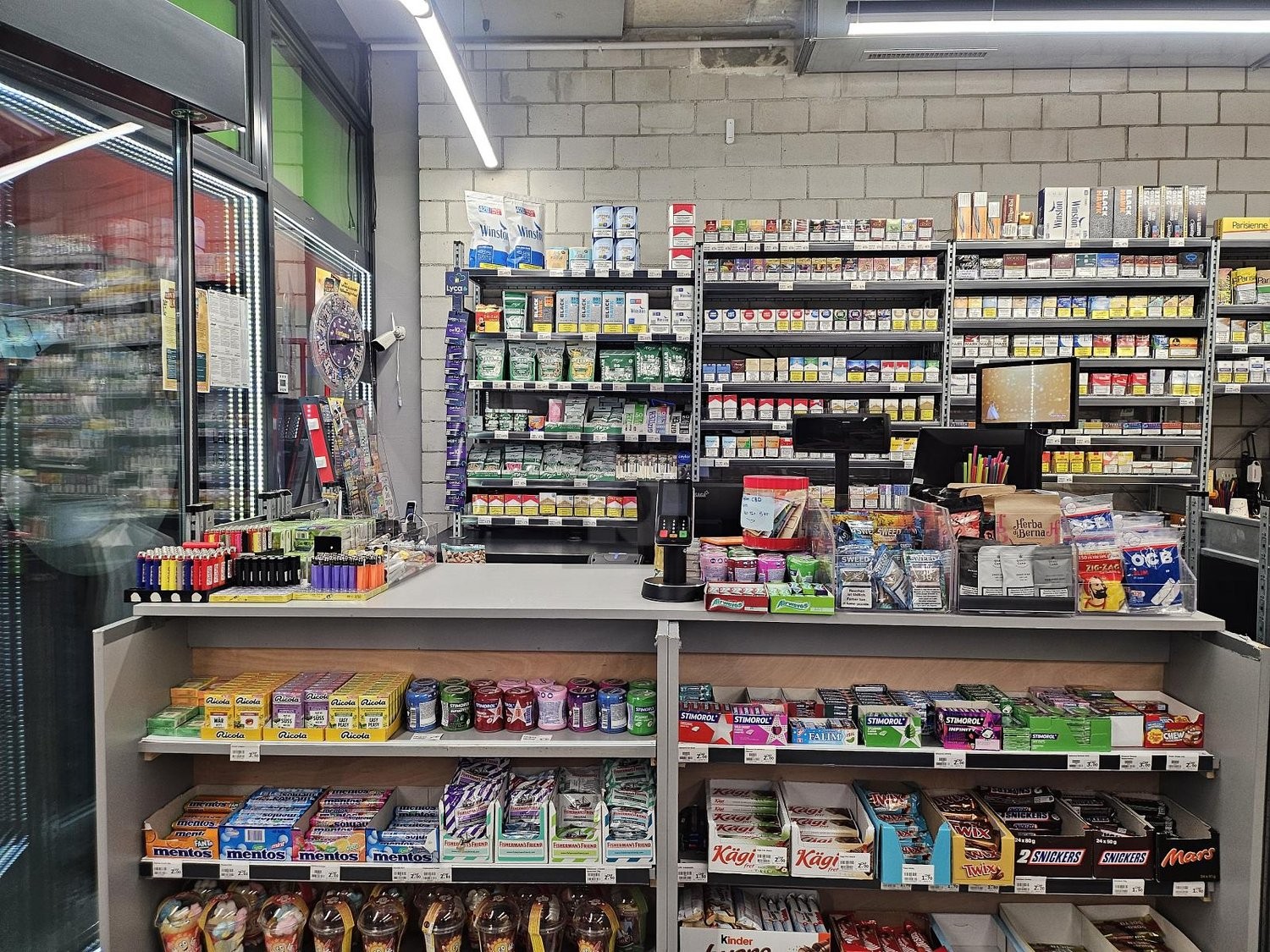 Magasin de 250m²