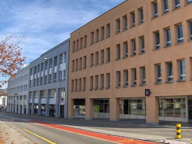 128m² pièce de stockage