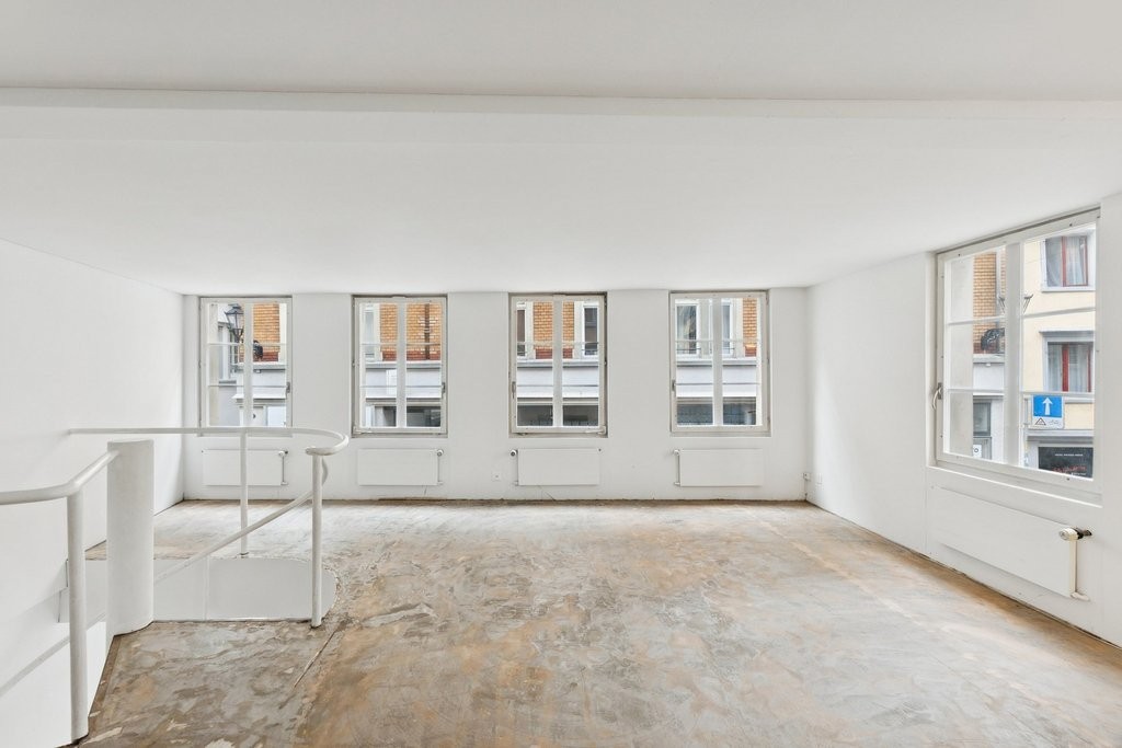 Commerce de 107m², photo 3 sur 6